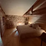 Pensión Maison Droles D'oiseaux Plieux