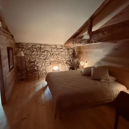 Гостевой дом Maison Droles D'oiseaux Plieux