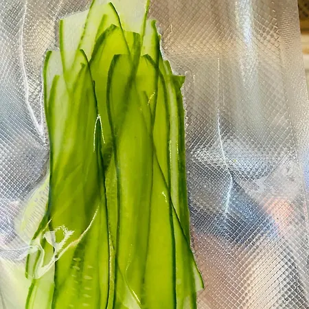 Maison Droles D'oiseaux Penzion Plieux